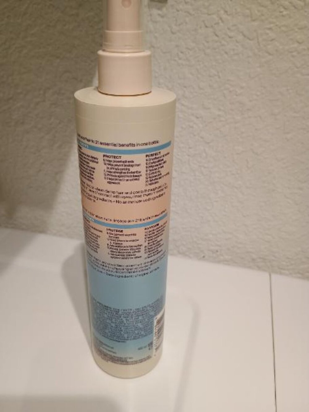 NEW- Pureology Color Fanatic Spray- 13.5 fl oz - Picture 2 of 3